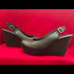 Kork-Ease Black 4” Wedge - Size 7